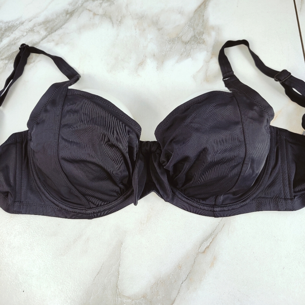 Swimsuits for All 130839 Black Plus Size Retro Ruched Underwire Bikini Top, 18